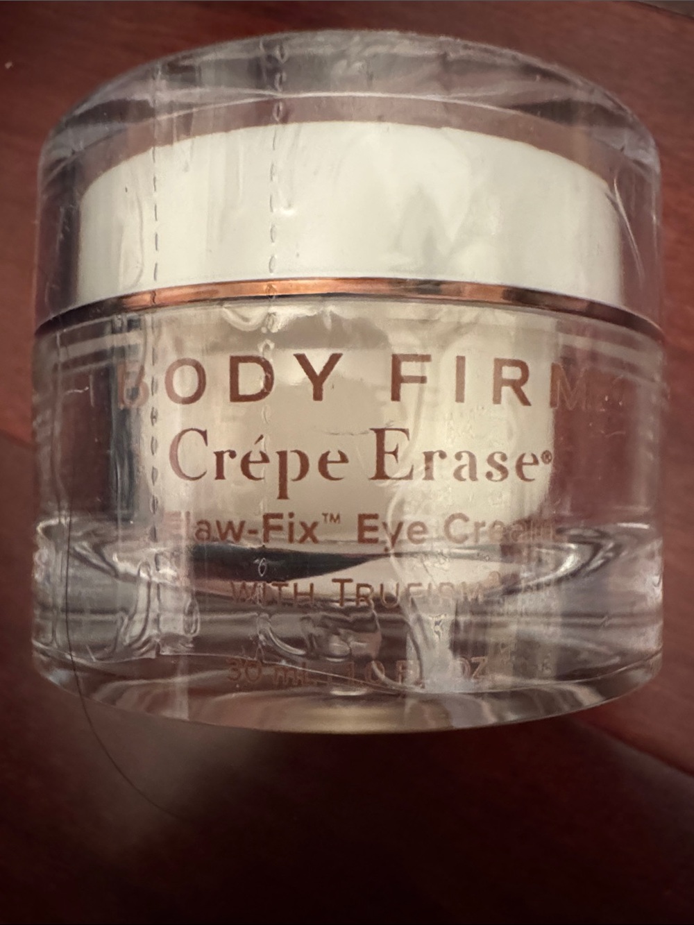 Body Firm Crêpe Erase Jaw-Fix Eye Cream — White